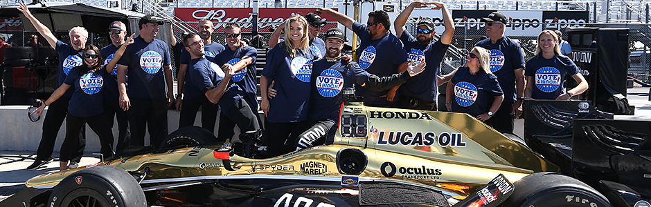 James Hinchcliffe and Schmidt Peterson Motorsports