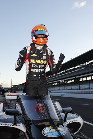 Rinus VeeKay celebrates his NTT P1 Award