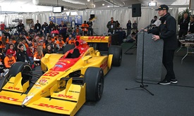 Thumbnail for Hunter-Reay gets students' minds racing at STEM fair