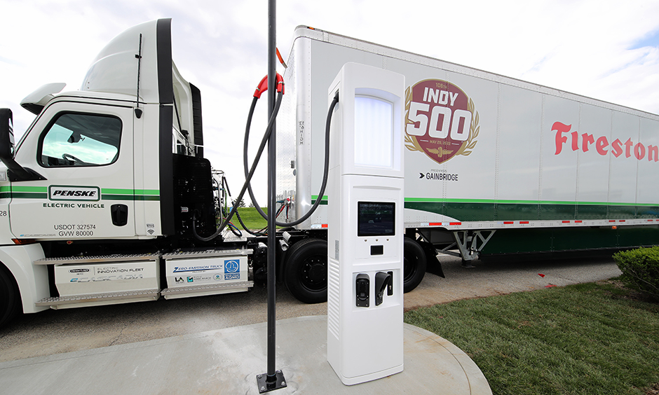 Penske electric truck