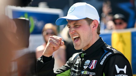 thumbnail for Hard Winter Work Paying Off for Marcus Ericsson in Pivotal Year