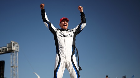 thumbnail for Quick Pit Work, Pace Help Alex Palou Run Away to Win at Long Beach