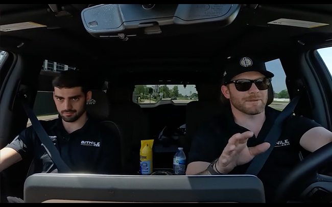 Ride to the Track: Conor Daly and Rinus VeeKay